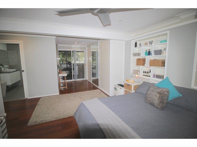 12 Watersedge Avenue, Basin View NSW 2540
