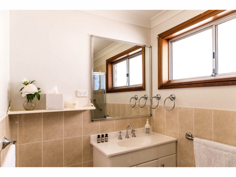 18 Lambs Crescent, Vincentia NSW 2540