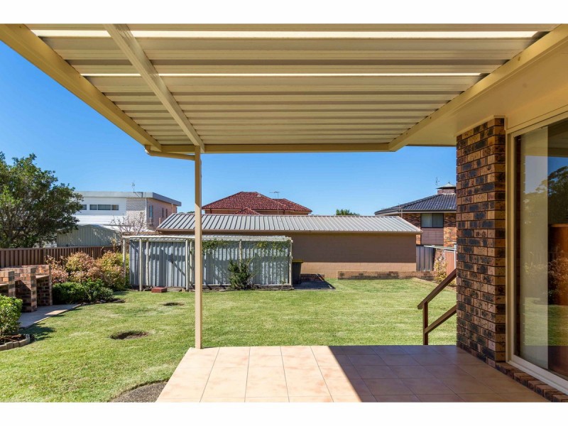 18 Lambs Crescent, Vincentia NSW 2540
