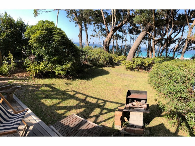 96 Cyrus Street, Hyams Beach NSW 2540