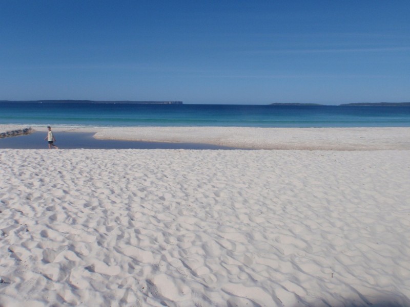 96 Cyrus Street, Hyams Beach NSW 2540