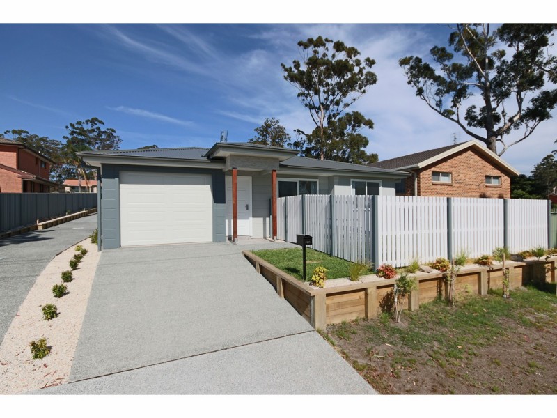 1/200 Macleans Point Road, Sanctuary Point NSW 2540