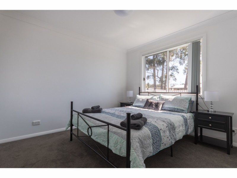 1/200 Macleans Point Road, Sanctuary Point NSW 2540