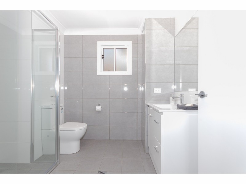 1/200 Macleans Point Road, Sanctuary Point NSW 2540