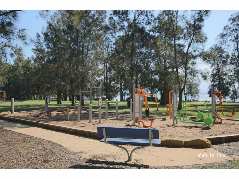 1/200 Macleans Point Road, Sanctuary Point NSW 2540