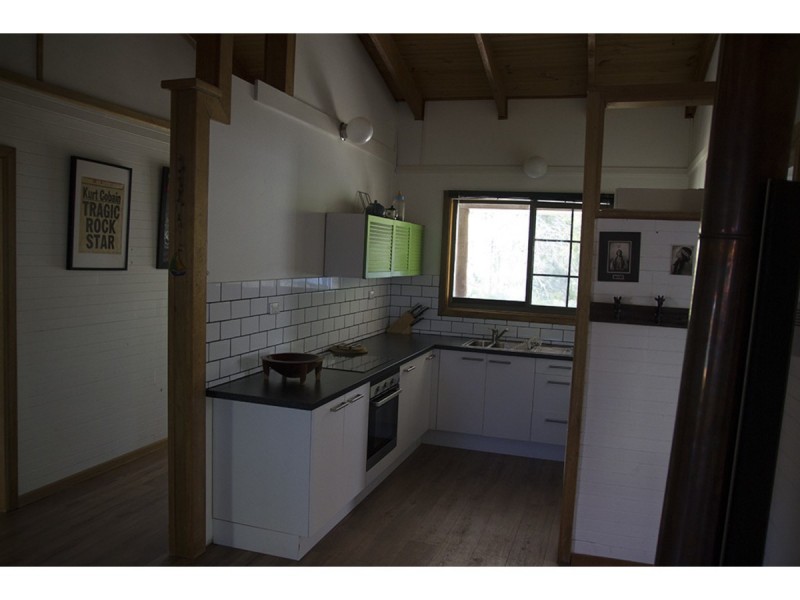 1 Fitzpatrick Street, Old Erowal Bay NSW 2540