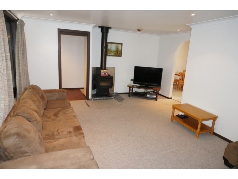 12 Pritchard Avenue, Woollamia NSW 2540