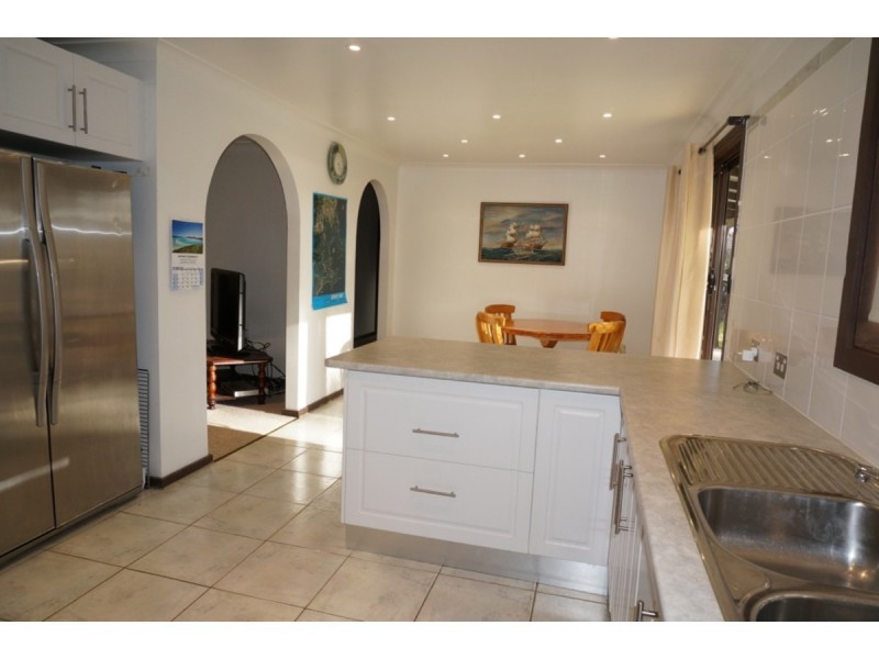 12 Pritchard Avenue, Woollamia NSW 2540