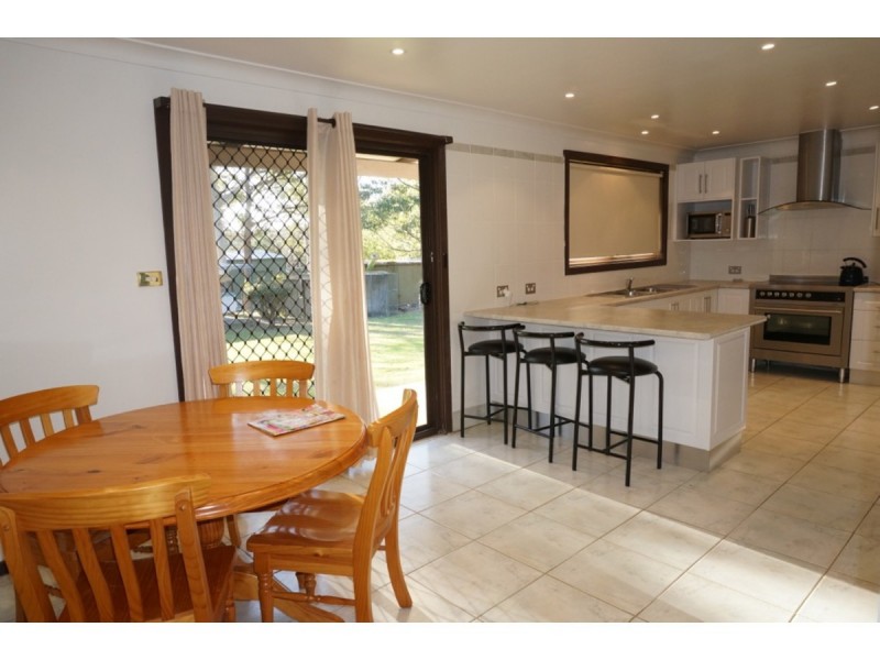 12 Pritchard Avenue, Woollamia NSW 2540