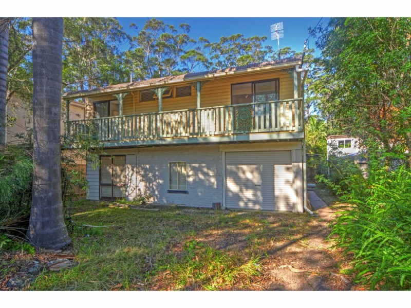 16 Watersedge Avenue, Basin View NSW 2540