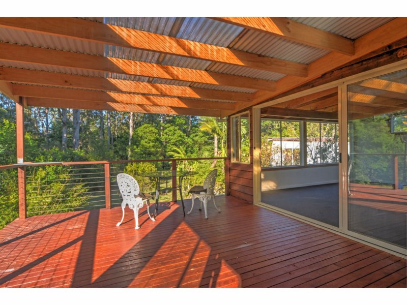 16 Watersedge Avenue, Basin View NSW 2540