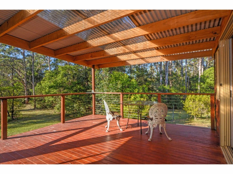 16 Watersedge Avenue, Basin View NSW 2540