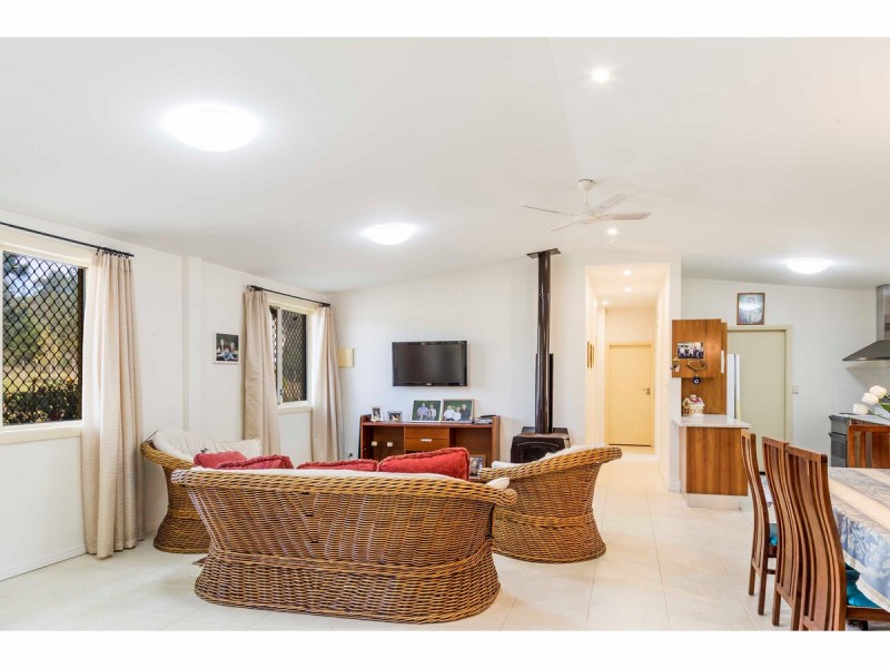 106 Cambourne Road, Tomerong NSW 2540