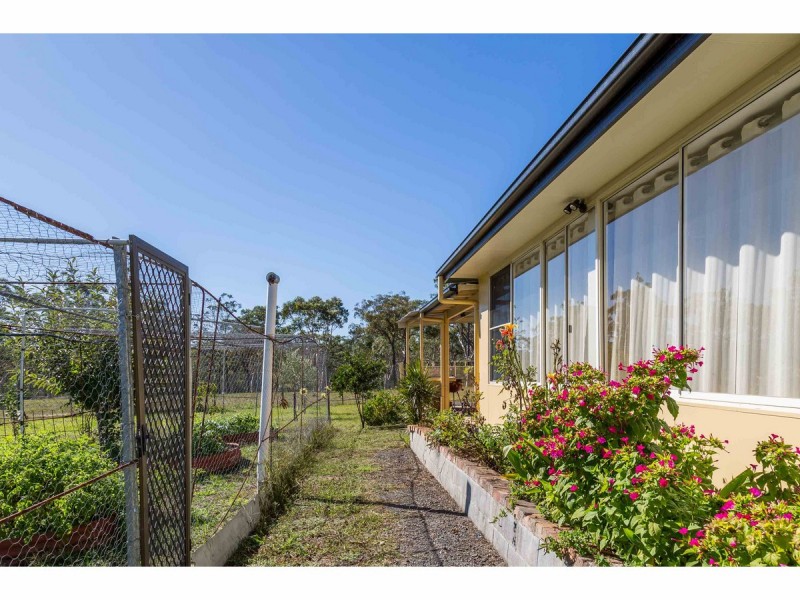 106 Cambourne Road, Tomerong NSW 2540