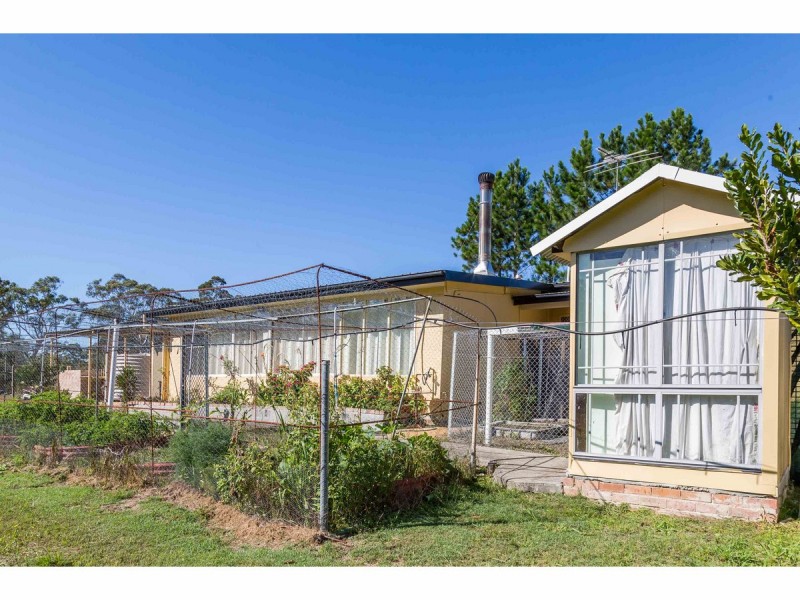 106 Cambourne Road, Tomerong NSW 2540