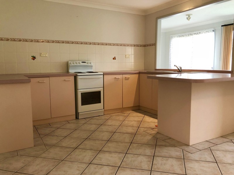 4 Dunisla Street, Sanctuary Point NSW 2540