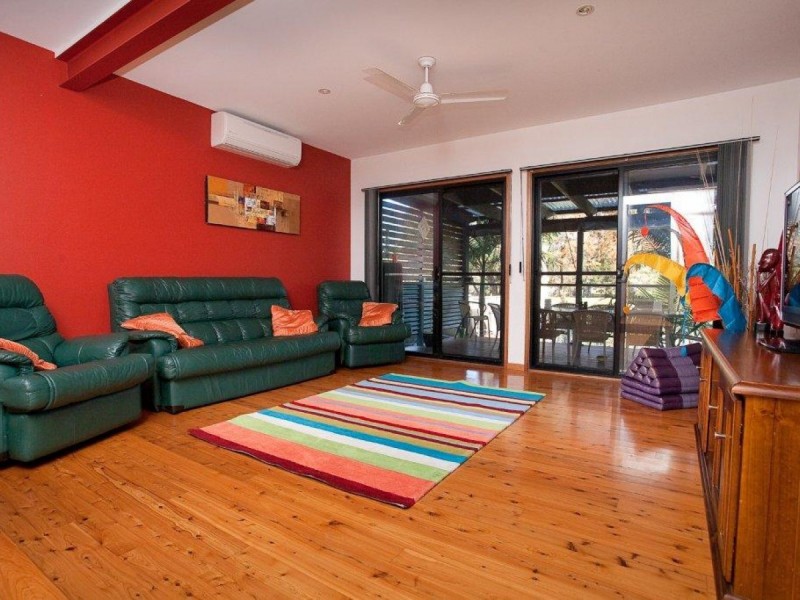 41 Waratah Crescent, Sanctuary Point NSW 2540