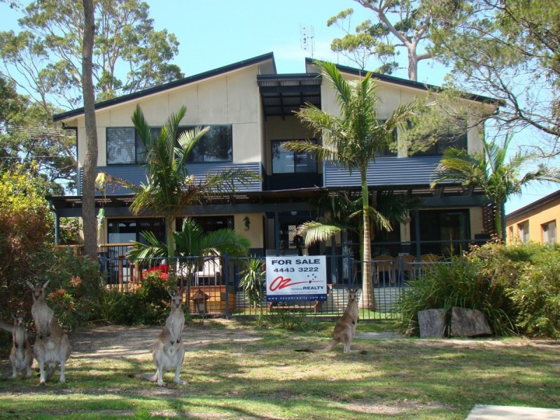 41 Waratah Crescent, Sanctuary Point NSW 2540