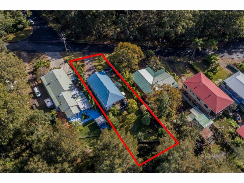 12 Sunnyside Avenue, Woollamia NSW 2540