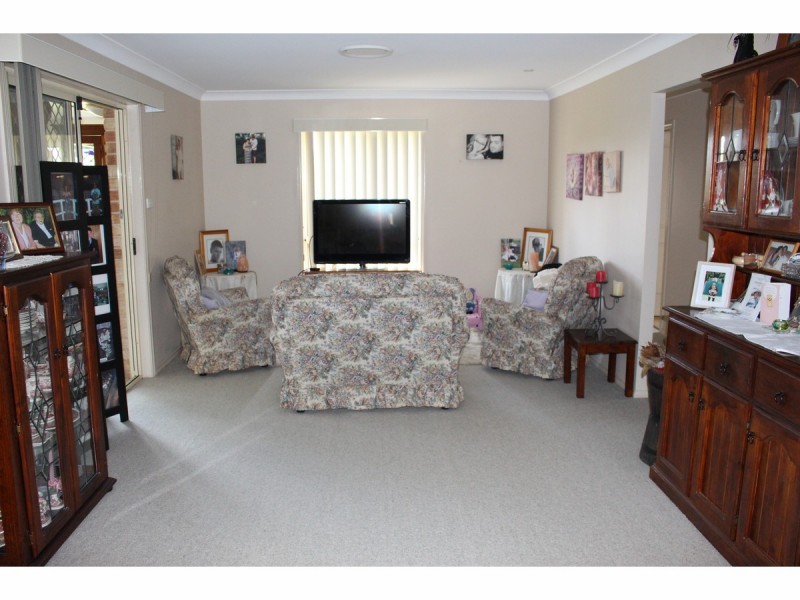 2 Maxwell Crescent, Sanctuary Point NSW 2540