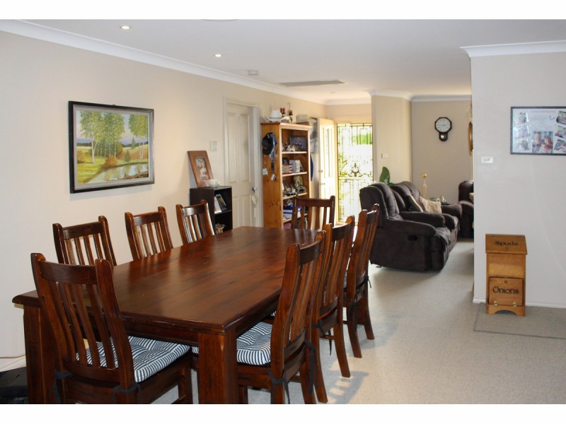 2 Maxwell Crescent, Sanctuary Point NSW 2540