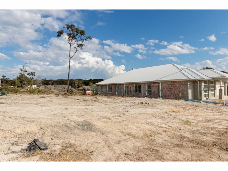 19 Trawler Street, Vincentia NSW 2540