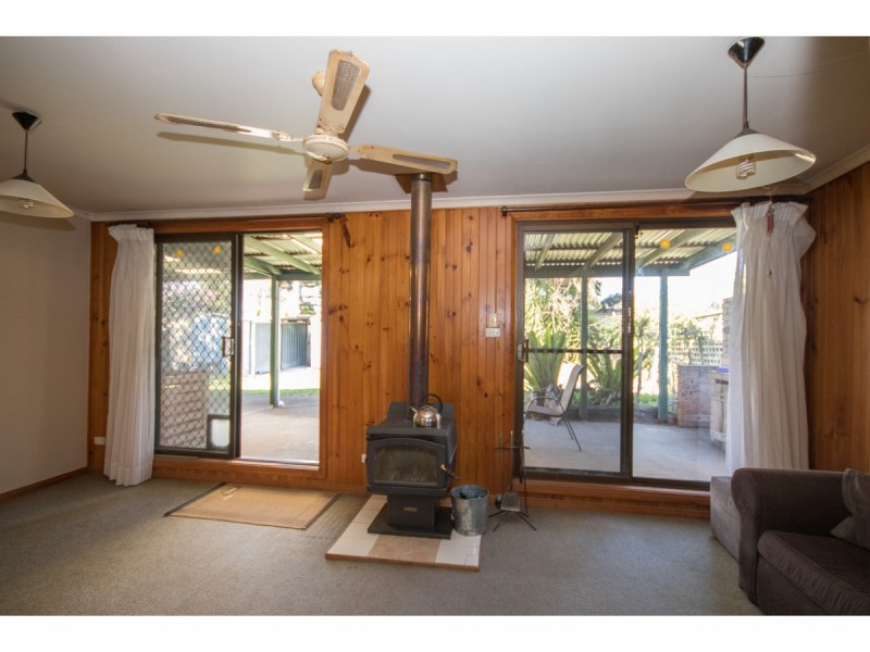 70 Waratah Crescent, Sanctuary Point NSW 2540