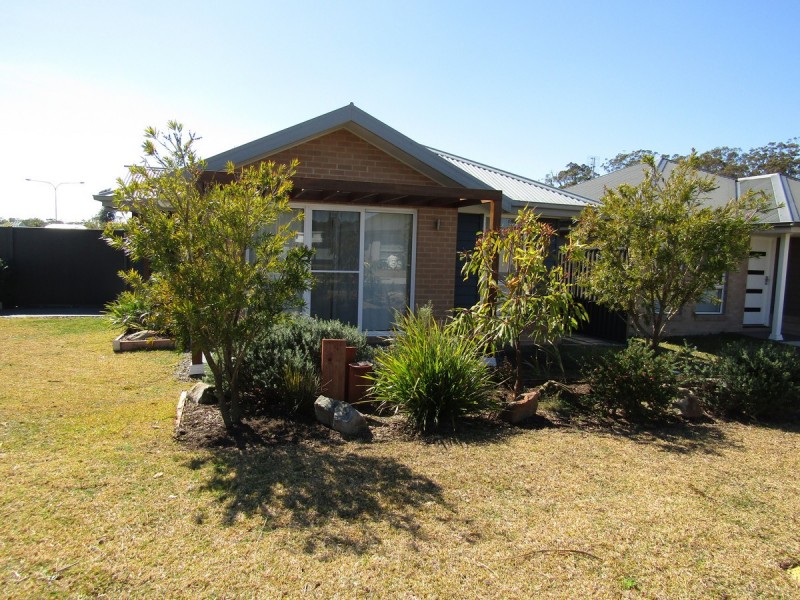 32 Seagrass Avenue, Vincentia NSW 2540