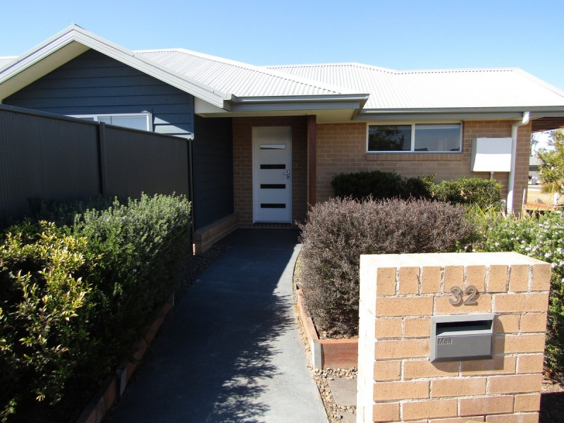 32 Seagrass Avenue, Vincentia NSW 2540