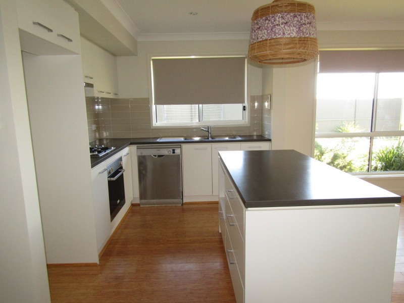 32 Seagrass Avenue, Vincentia NSW 2540