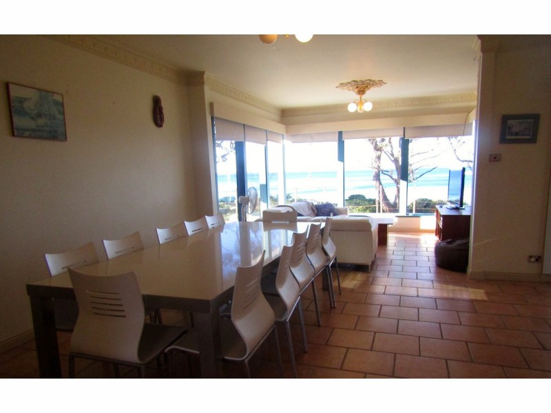 204 Elizabeth Drive, Vincentia NSW 2540