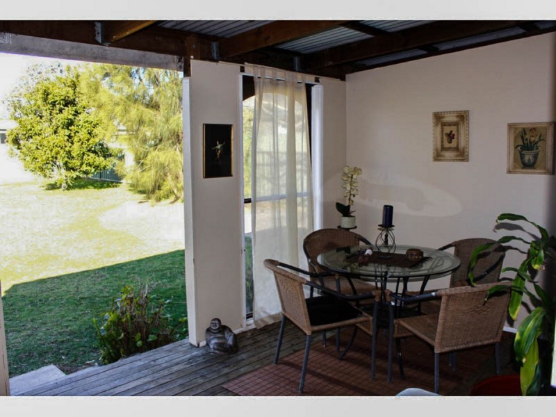 18 Killarney Road, Erowal Bay NSW 2540