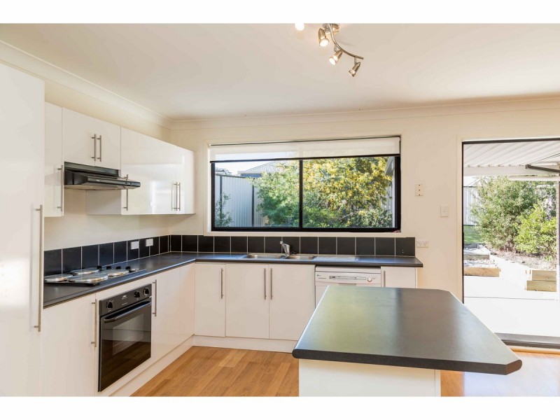 10 Turvey Crescent, St Georges Basin NSW 2540