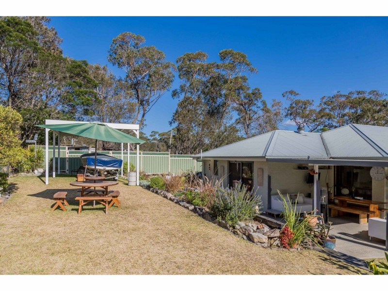 1 Wasshaven Close, Wrights Beach NSW 2540