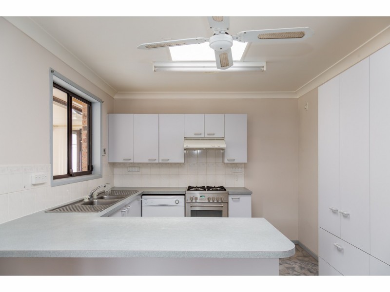 7 Stapleton Street, Falls Creek NSW 2540