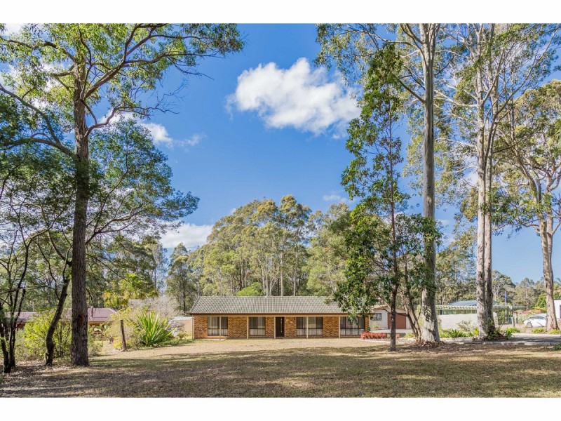 7 Stapleton Street, Falls Creek NSW 2540