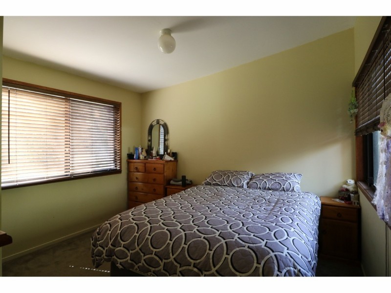 34 Streamside Street, Woollamia NSW 2540