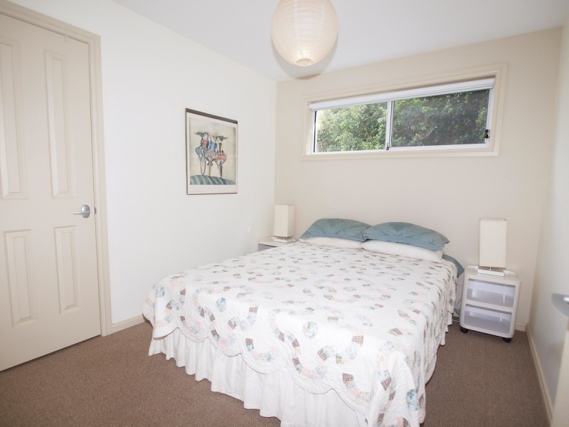 2/9 Duncan Street, Huskisson NSW 2540