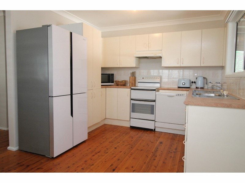 28 Harriss Avenue, Basin View NSW 2540