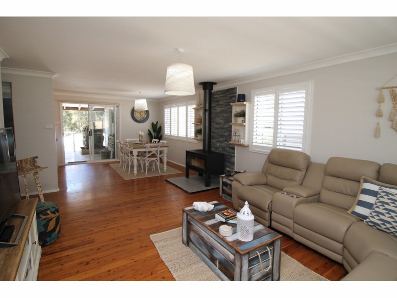 28 Harriss Avenue, Basin View NSW 2540