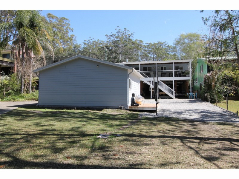 28 Harriss Avenue, Basin View NSW 2540