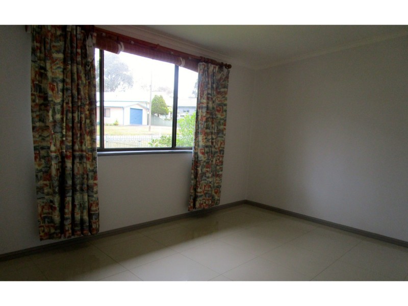 102 Macgibbon Parade, Old Erowal Bay NSW 2540