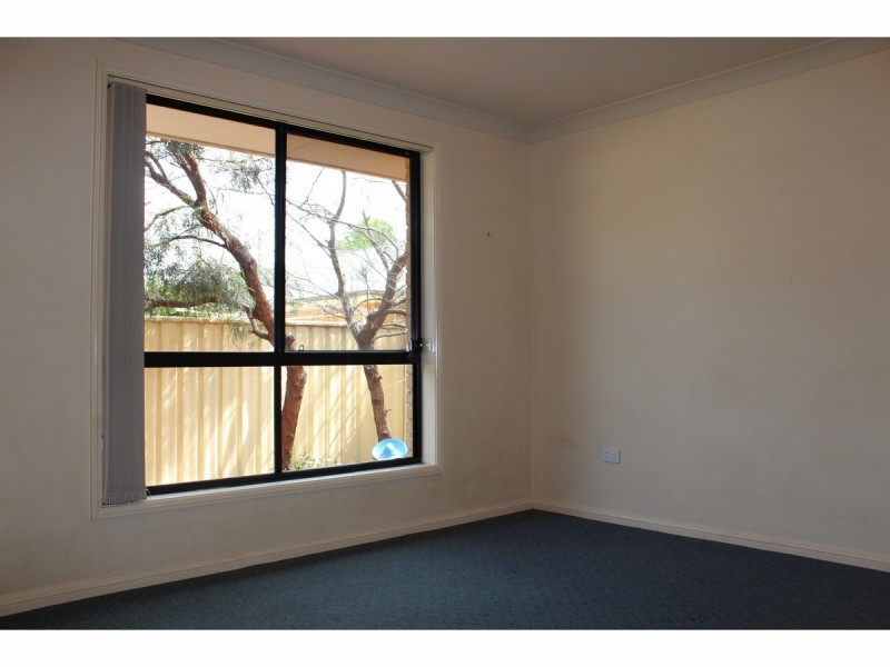 2/13 Leumeah Street, Sanctuary Point NSW 2540