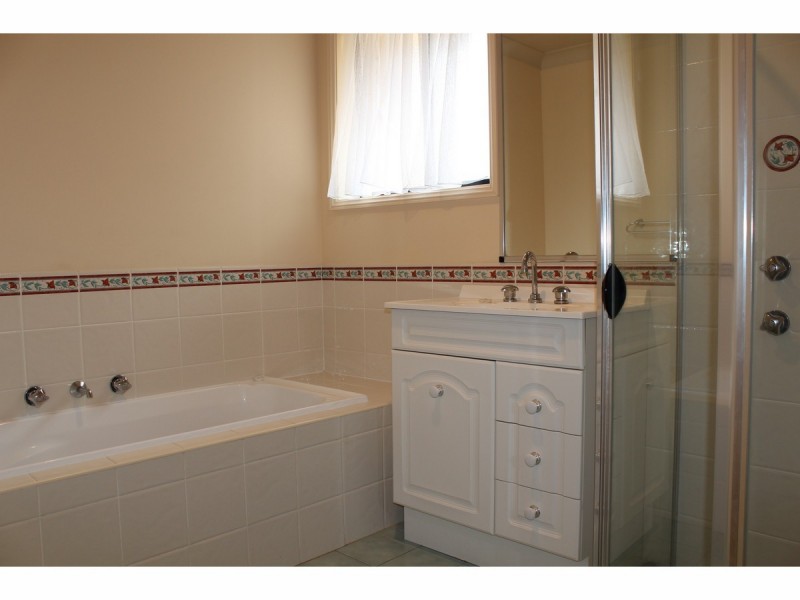 2/13 Leumeah Street, Sanctuary Point NSW 2540