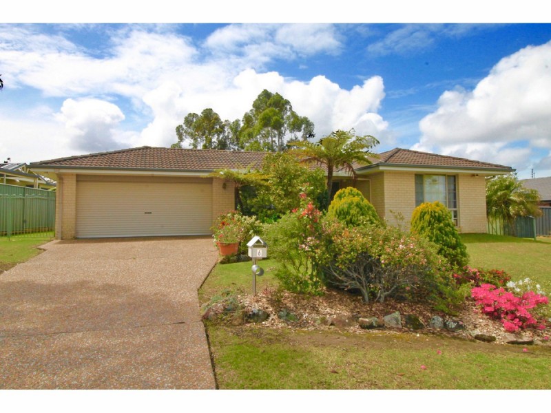 6 Turvey Crescent, St Georges Basin NSW 2540