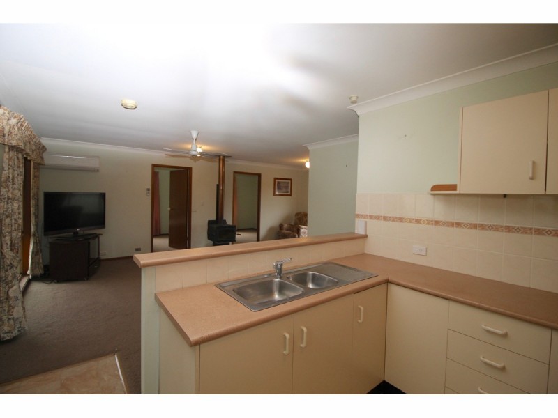 6 Turvey Crescent, St Georges Basin NSW 2540