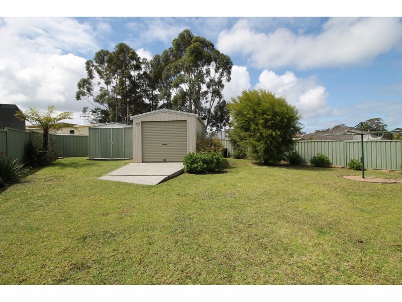 6 Turvey Crescent, St Georges Basin NSW 2540
