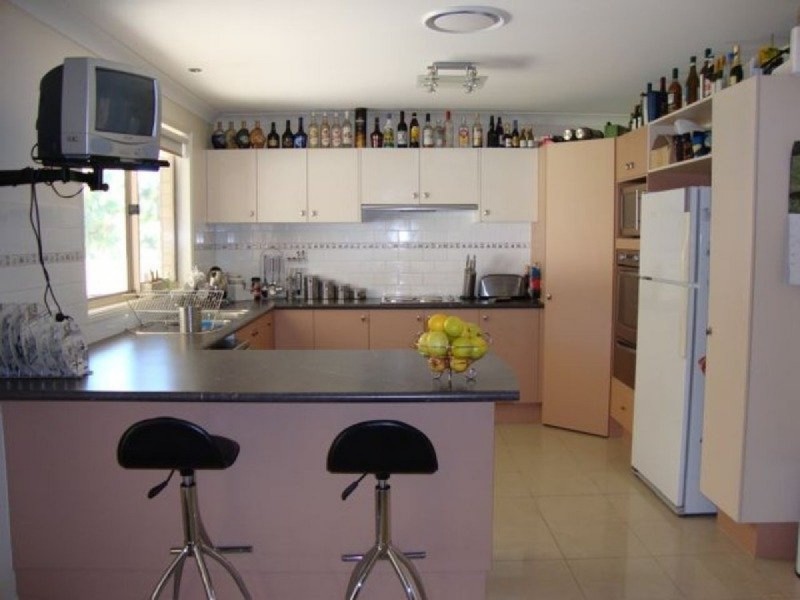 8 Frederick Street, Sanctuary Point NSW 2540