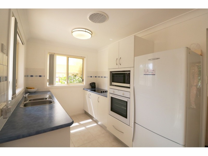 121 Leumeah Street, Sanctuary Point NSW 2540