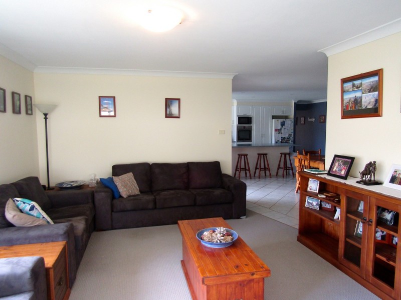 10 Kurraba Place, St Georges Basin NSW 2540